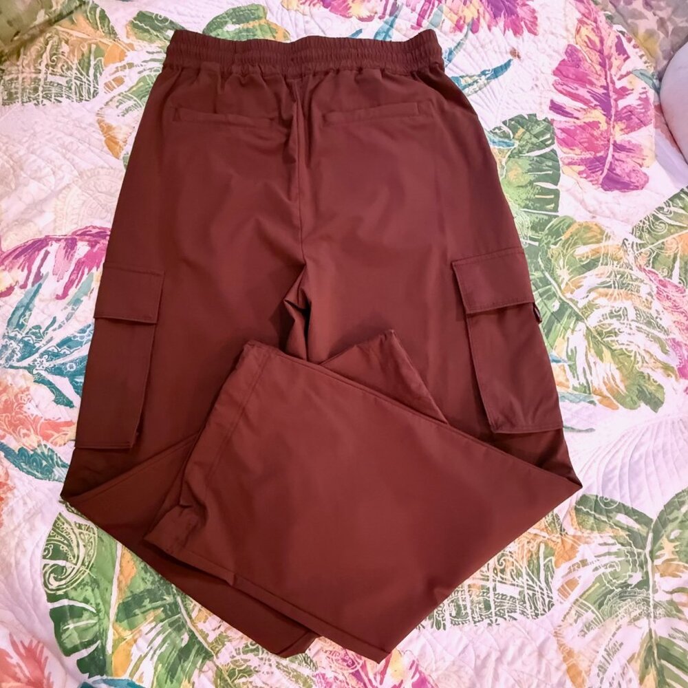 Fabletics Heights Cargo Pant Color Color: Sepia (Brown)  Size M - Picture 6 of 10